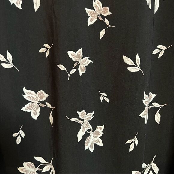 Ann Taylor factory floral short sleeve dress - Picture 5 of 7